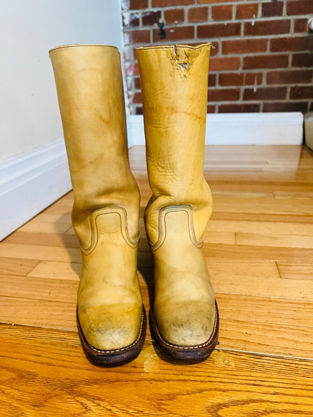 VTG Frye Campus Banana Boots Women 9.5 M Yellow Square Toe Western MADE IN USA - Picture 9 of 16